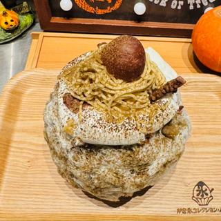 丹波栗とほうじ茶みるく(かき氷コレクション・バトン)