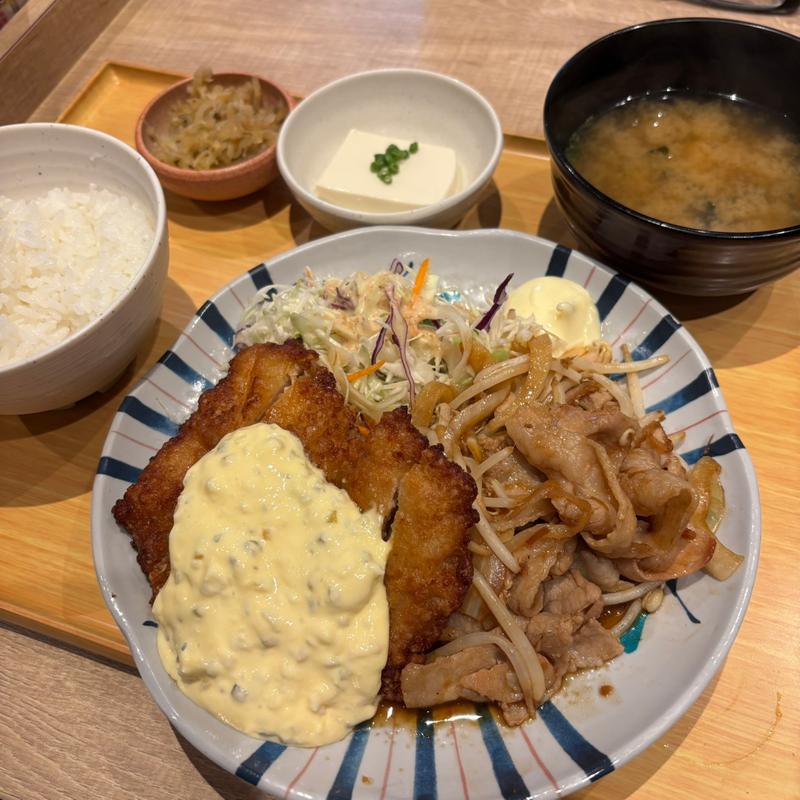 チキン南蛮と生姜焼き定食(やよい軒 代々木店 )