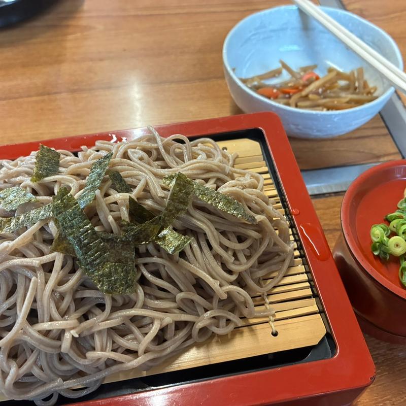 ざるそば（460）きんぴら（150）(孝ちゃん食堂 )