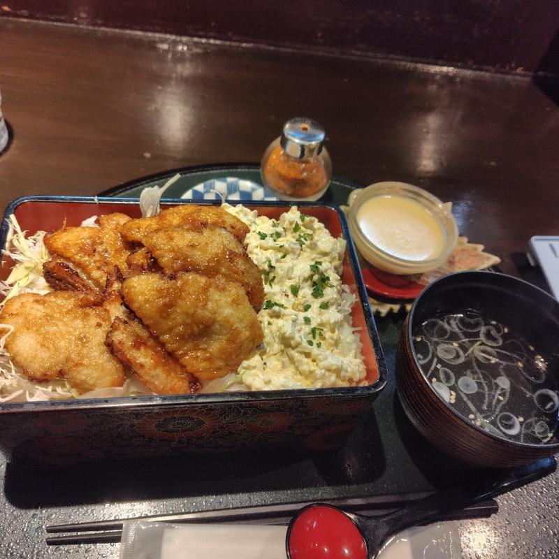 比内地鶏手羽先タルタル重(秋田比内や 大館本店)