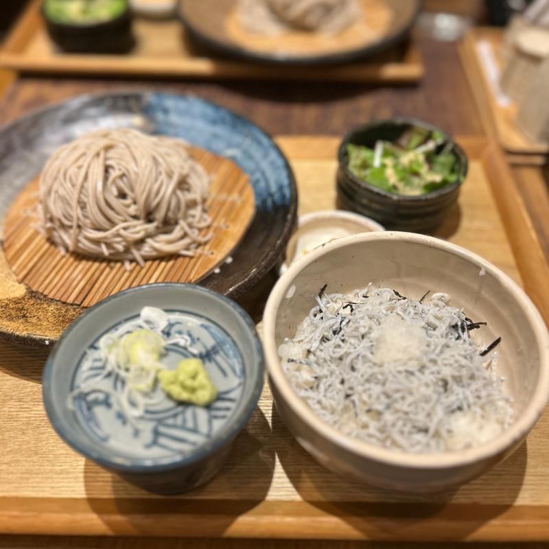 もりそば+ランチ小丼(日替りしらす丼)(香灯庵)
