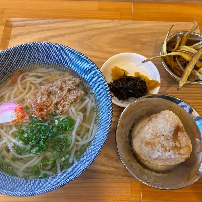 かしわうどん(中隈うどん)