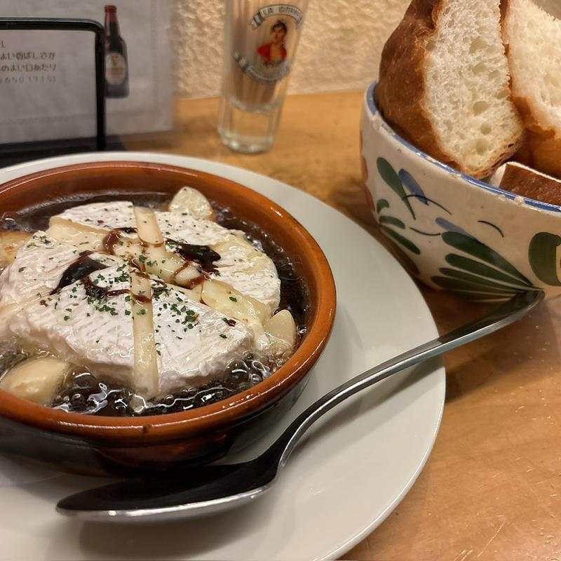 カマンベールのアヒージョ(BARBABA (バル・ババ))