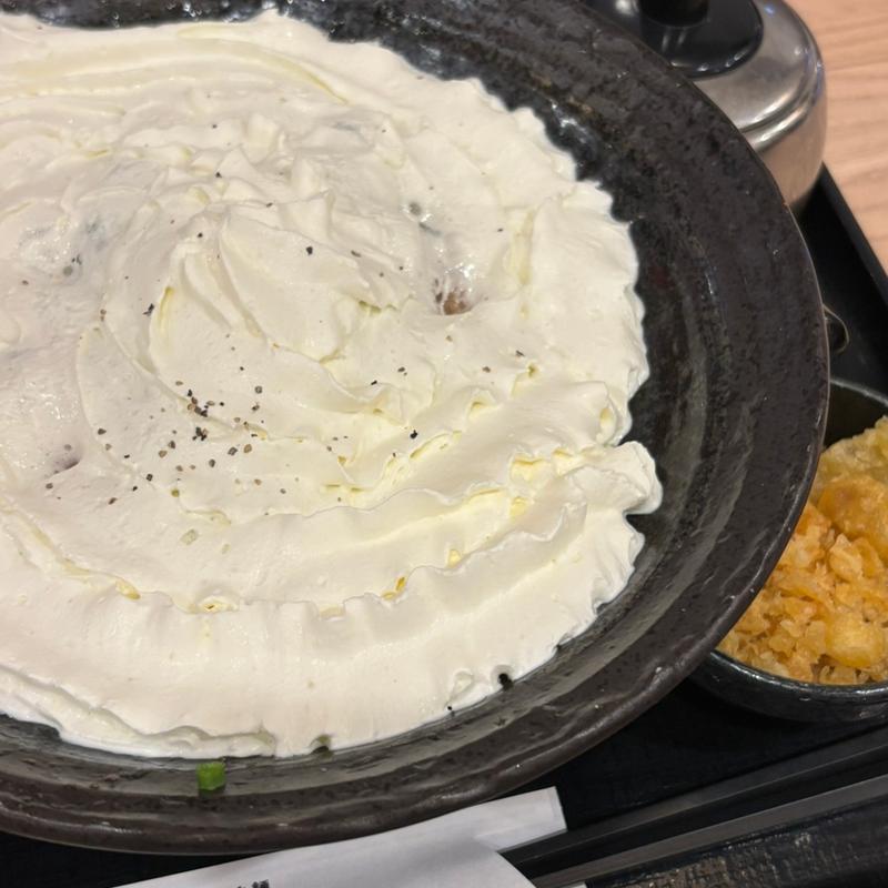白い明太クリームチーズうどん(山下本気うどん イオンモール岡山)