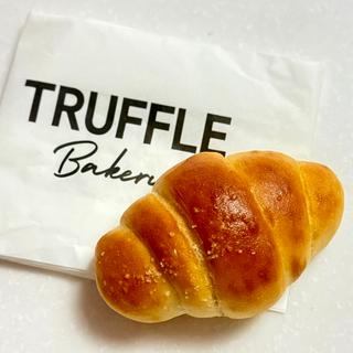 白トリュフの塩パン(TRUFFLE mini ecute EDITION（トリュフミニエキュートエディション） 有楽町店)