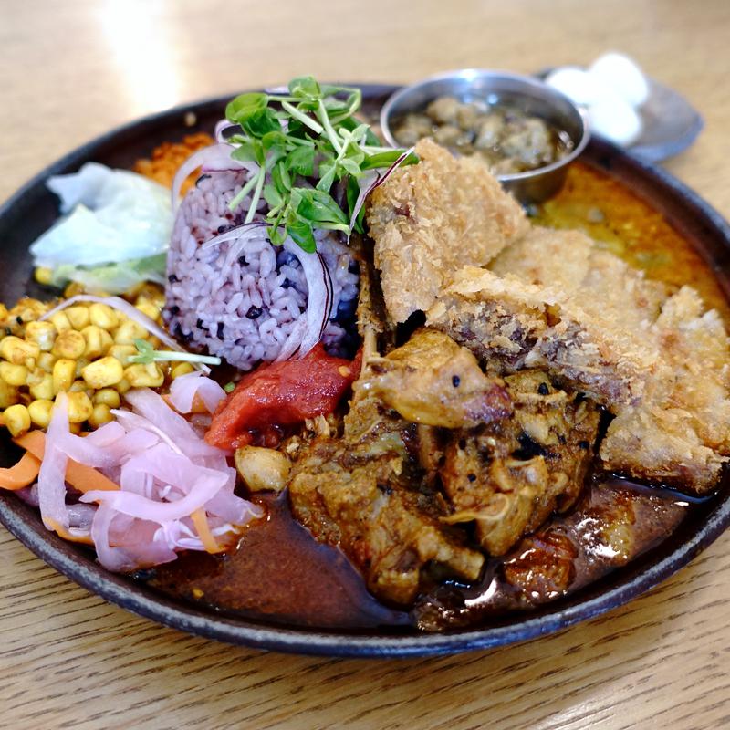 出汁キーマ+チキン+カツ(虹の仏 )