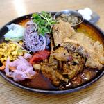 出汁キーマ+チキン+カツ(虹の仏 )