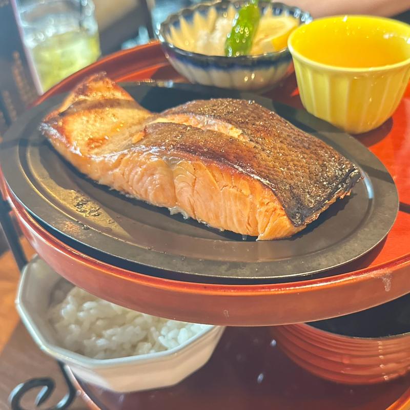 銀鮭焼定食(Mr.Gentleman Neo Japan Dining 西武新宿店)