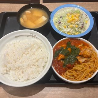 うまトマバジルチキン定食(松屋 中野坂上店)