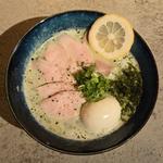 金目鯛ジェノベーゼ風 煮玉子 鶏増し