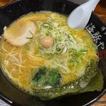 ラーメン(西新 海豚や(にしじん いるかや))