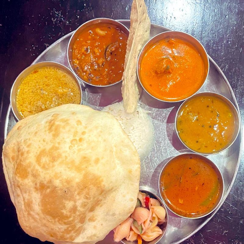 ゴンドランチミールス(Indian Street food & Bar Gond)