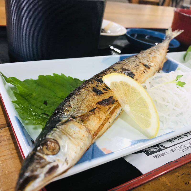 秋刀魚の塩焼き_ 旬の日替わり定食(寿司と魚料理 魚々や)