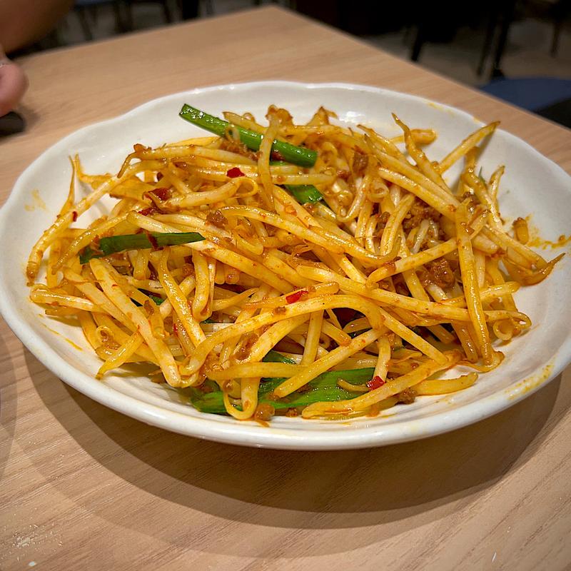 台湾ラーメンの具(世界の山ちゃん 仙台一番町店)