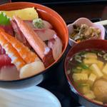 海鮮丼