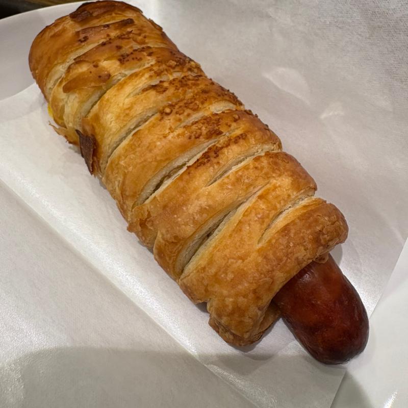 あらびきソーセージパイ(スターバックスコーヒー 虎ノ門駅前店)