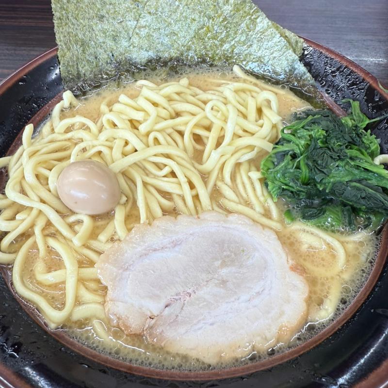 醤油ラーメン　大盛り(逗子家 三浦海岸店)