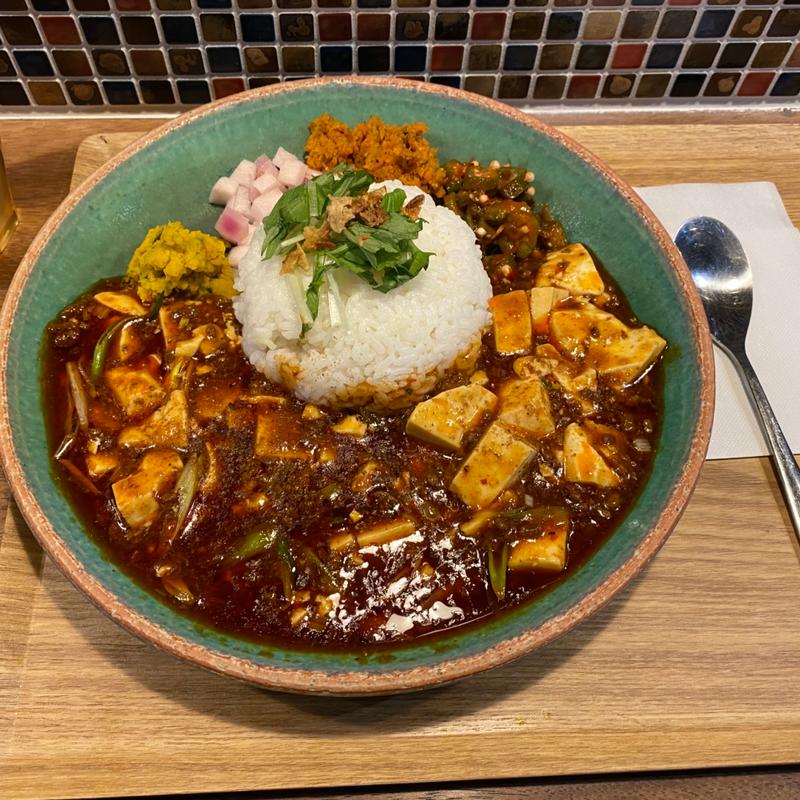 麻婆豆腐(スパイス食堂 THREE STAR)