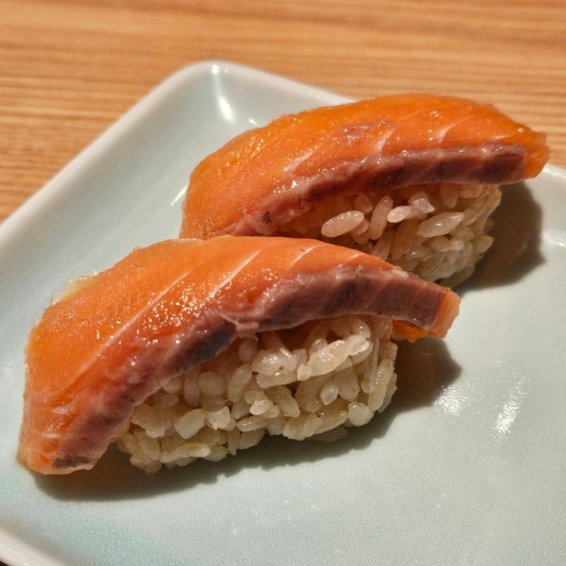 飲めるサーモン(鮨 酒 肴 杉玉 成増)