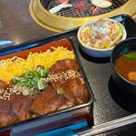 【平日限定】和牛焼肉重(にく家 牛地蔵 （ウシジゾウ）)