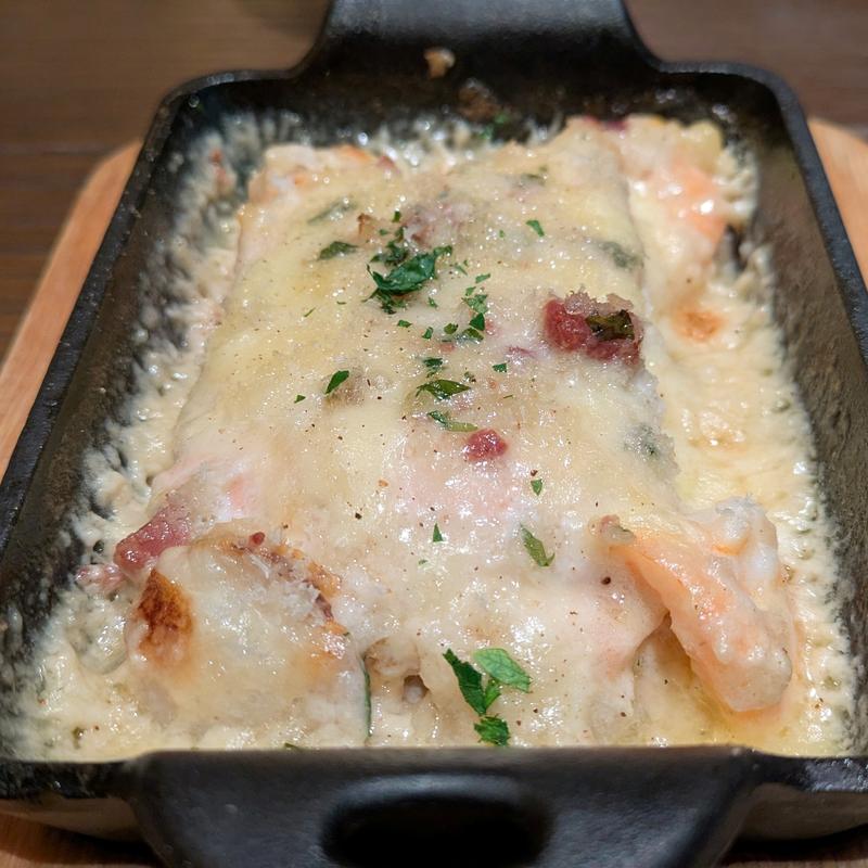 サーモンと海の幸のクリームチーズグラタン(Frutti di Mare（フルッティ ディ マーレ）横浜)