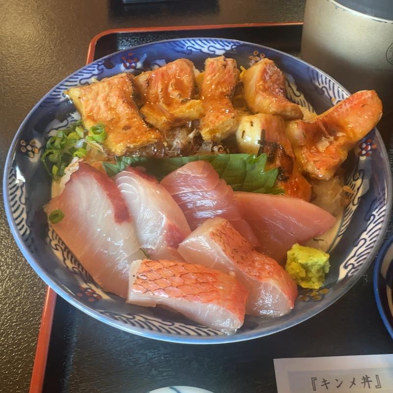 キンメ丼(料亭 花月)