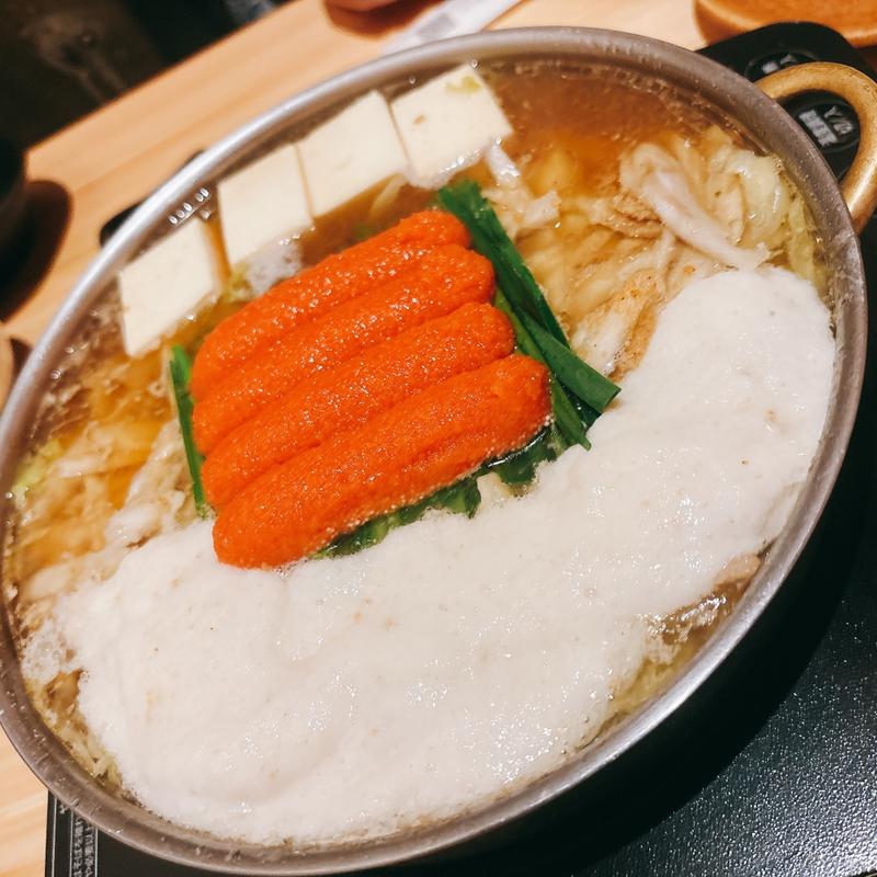 明太とろろもつ鍋(ごま鯖と明太もつ鍋 一利 博多本店【個室完備】)