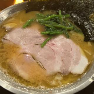 ラーメン(鶴一家 neo)