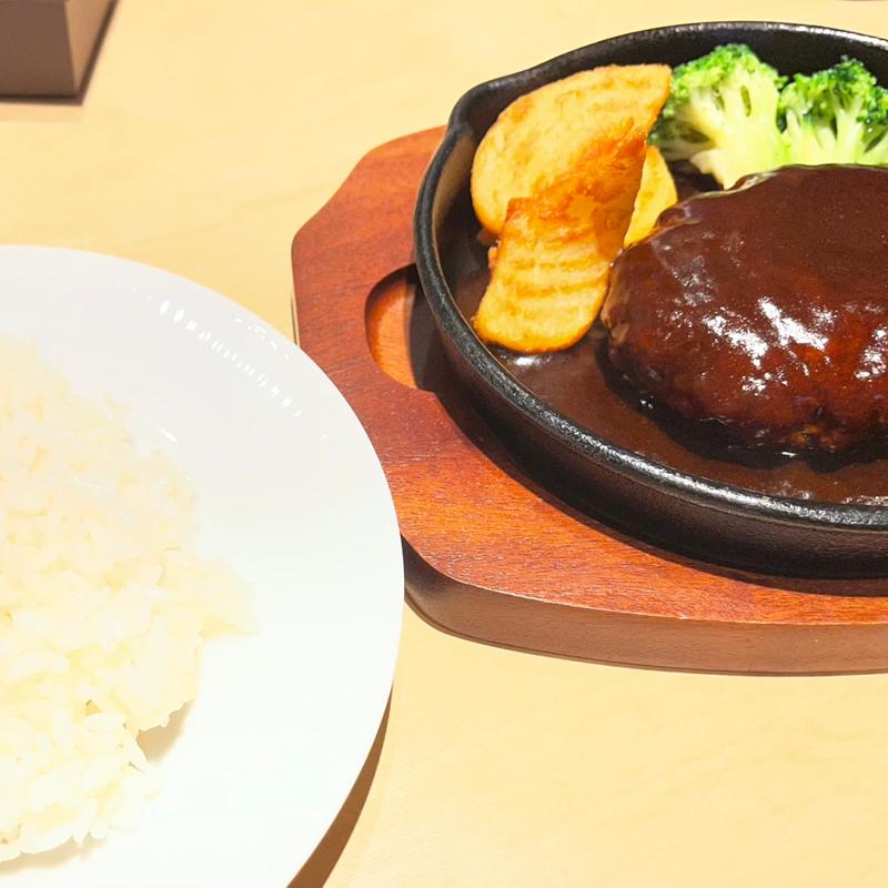 デミグラスハンバーグ(YEBISU BAR ekismさいたま新都心店)