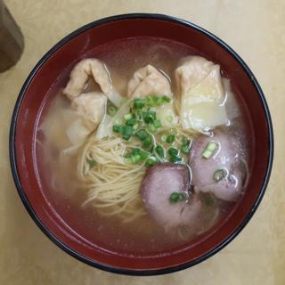 ワンタンメン