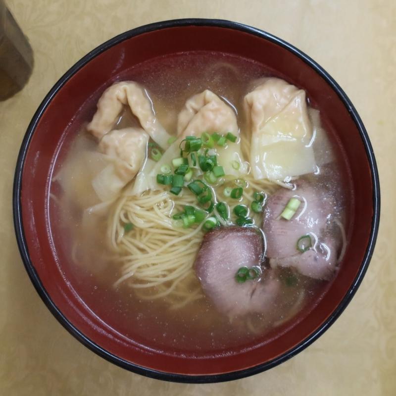 ワンタンメン(広東料理 三十番)