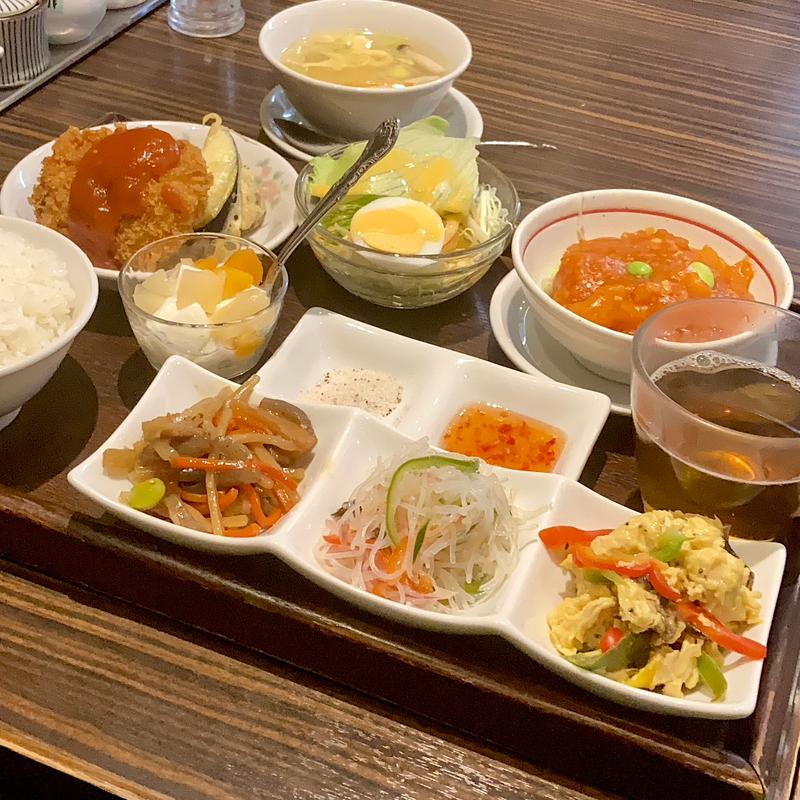 サービスランチ(中華レストラン 迎日楽)