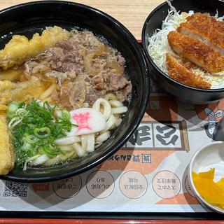 肉ごぼ天うどん満腹セット(資さんうどん足立鹿浜店)