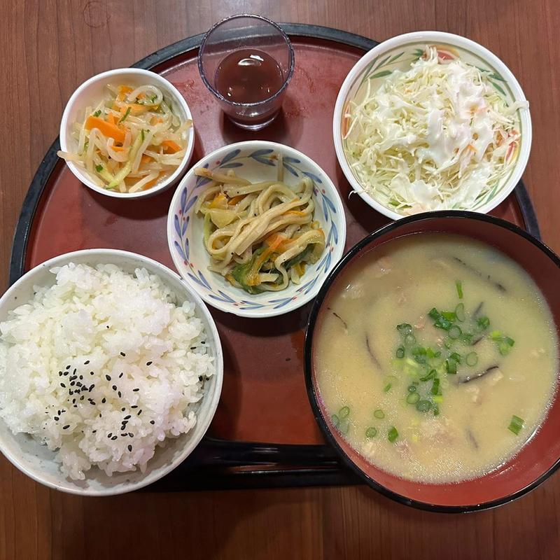 いなむるち定食(慈伴賜 )