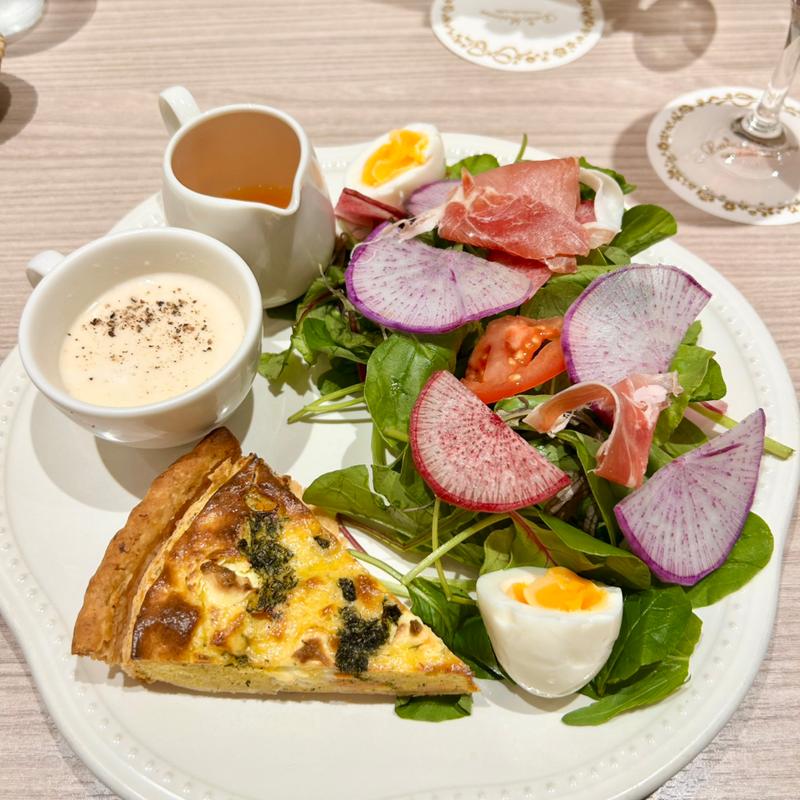 Cセット（メイン＋ドリンク＋タルト）(ラ・メゾン アンソレイユターブル シャポー船橋店)