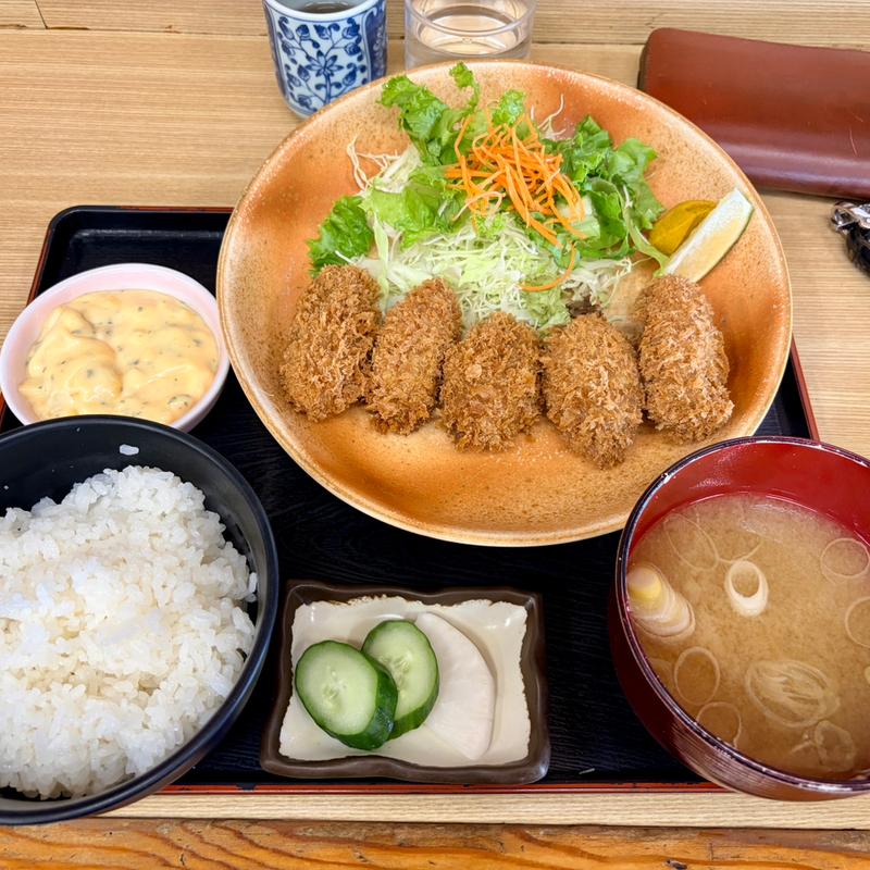 カキフライ定食(御食事処みや川)