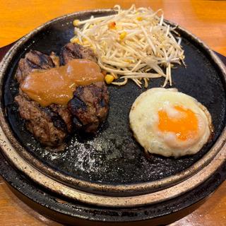 石焼きハンバーグ（180g）+目玉焼