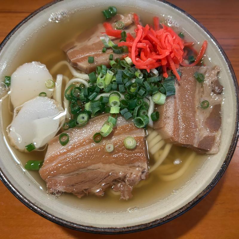 三枚肉そば中(根夢 伊佐店 （ごん）)