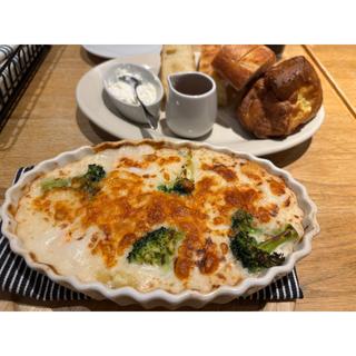 海老と季節野菜のマカロニグラタン (BARBARA GOOD BEER RESTAURANT)