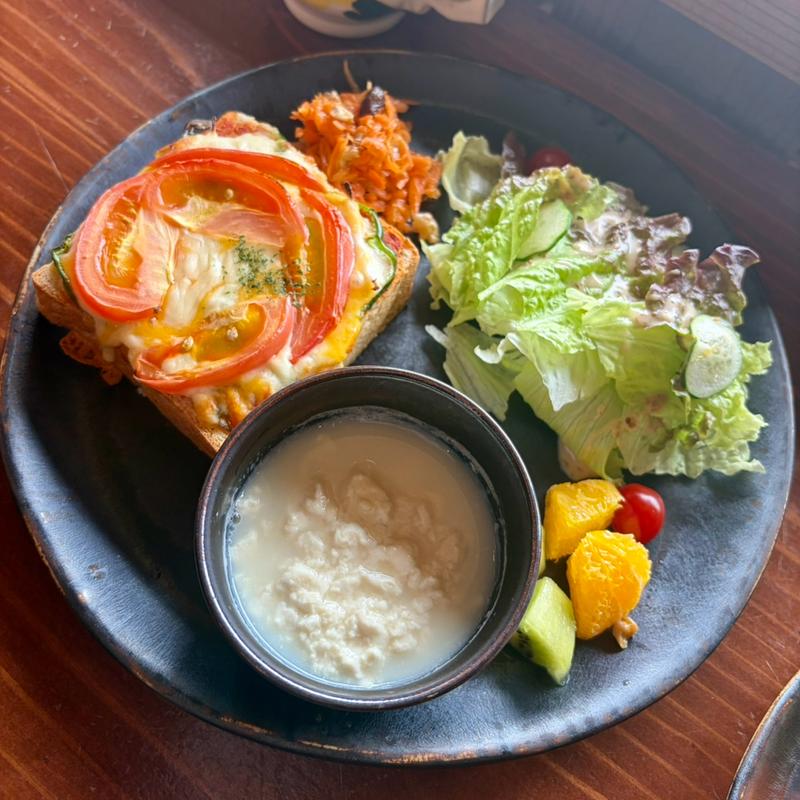 LIMITED PLATE ピザトーストandゆし豆腐(浜辺の茶屋 （hamabe no chaya）)