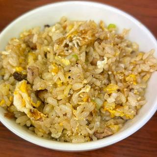 半チャーハン(宝亭)