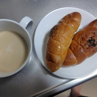 やきいも塩パン(塩パン屋 pain･maison 銀座店)