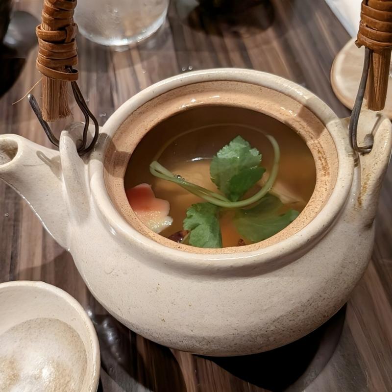 土瓶蒸し(博多割烹 水音（みずね）)