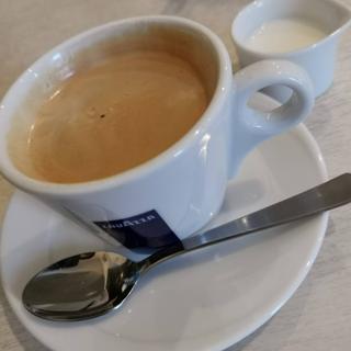 Aセット「ガレット(サラダ付)・クレープ・ドリンク」