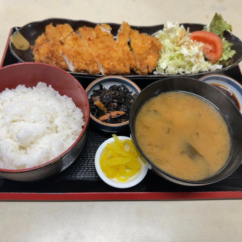 トンカツ定食(大幸お好み店)