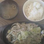 塩ガーリック定食(ホルモン食堂)