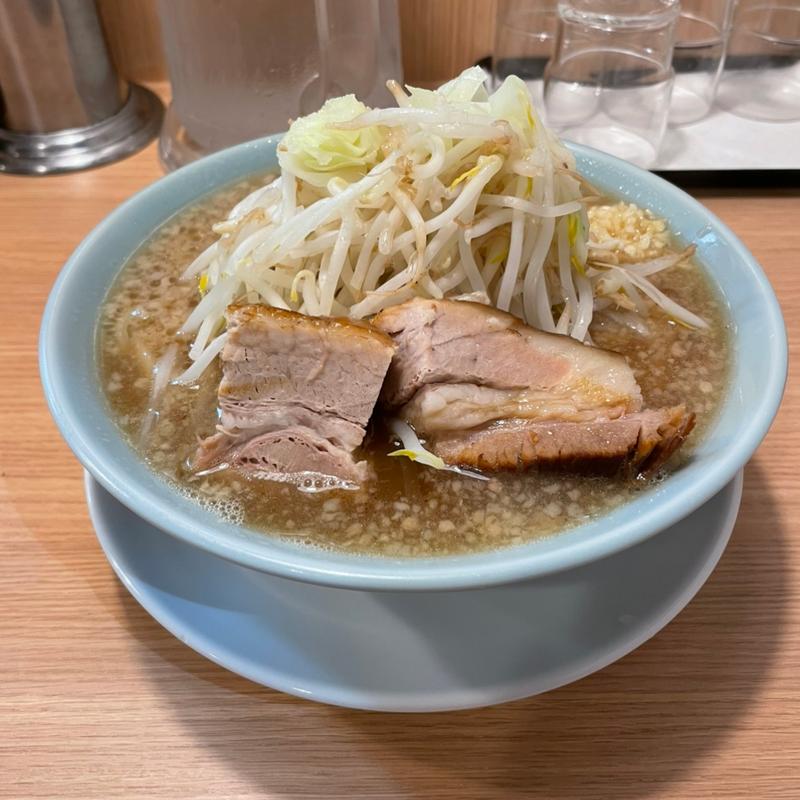 餅小麦大麵(らぁめん大山 川崎店)