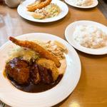 Bランチ(ハンバーグ、海老フライ、ヘレカツ)(ひまわり )