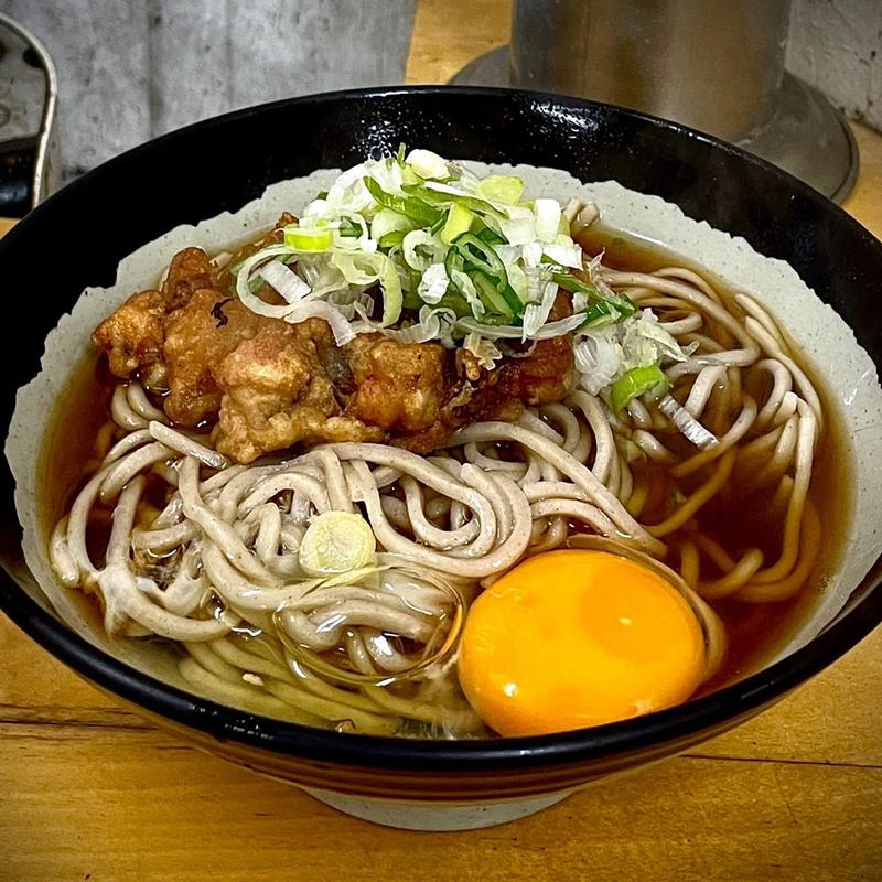 ゲソ天そば 玉子(六文そば 人形町店)