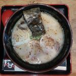 ラーメン(熊本ラーメン こむらさき 新横浜店)